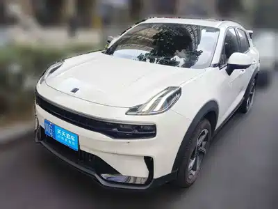Lynk & Co 06 2024