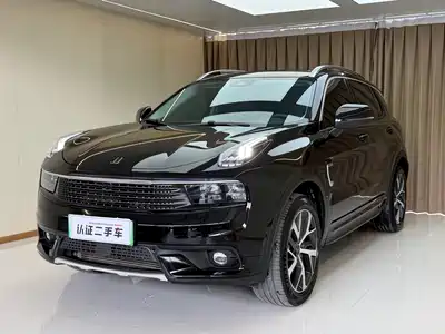 Lynk & Co 01 EM-P 2018