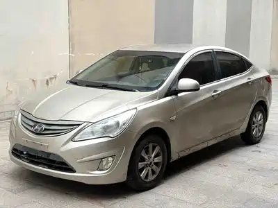 Hyundai Verna 2011