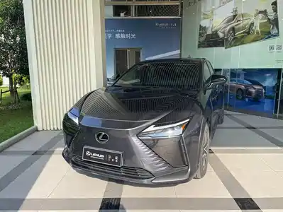 Lexus RZ 2023