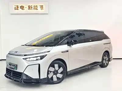 XPeng X9 2026