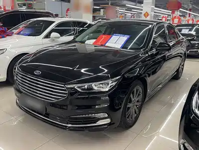 Ford Taurus 2020