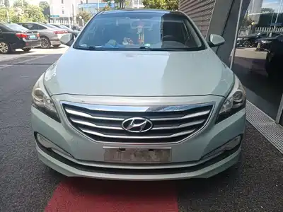 Hyundai Mistra 2014