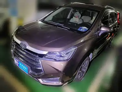 JAC Motors Refine R3 2018