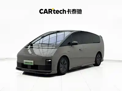 Li Auto MEGA 2025