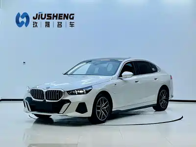 BMW i5 2024