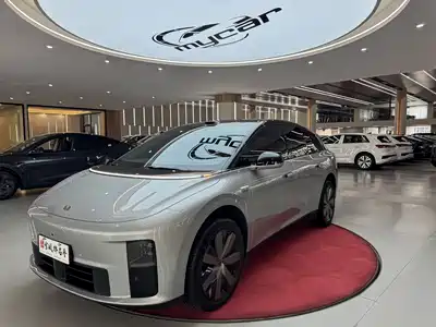 Li Auto i6 2025
