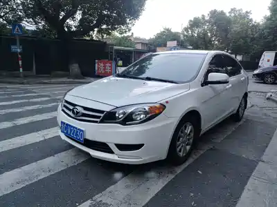 Soueast V5 Lingzhi 2015