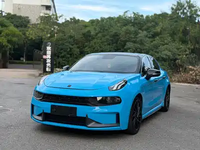 Lynk & Co 03 2022