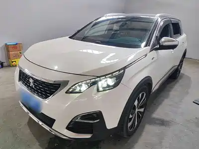 Peugeot 5008 2017