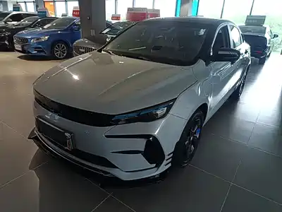 Geely Emgrand L HiP 2023