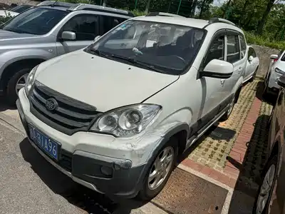 FAW Senya S80 2014