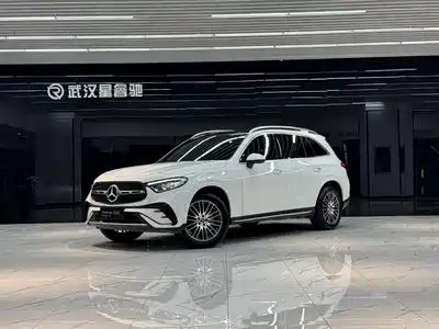 Mercedes-Benz GLC 2023