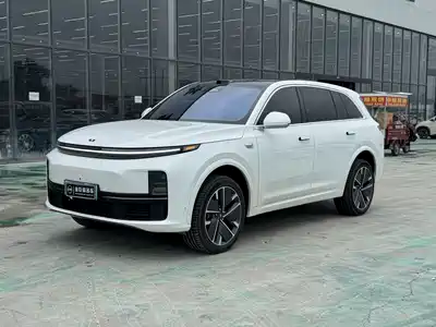 Li Auto L7 2025