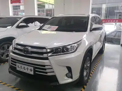 Toyota Highlander 2021