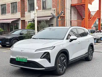 Wuling Motors Starlight S 2024