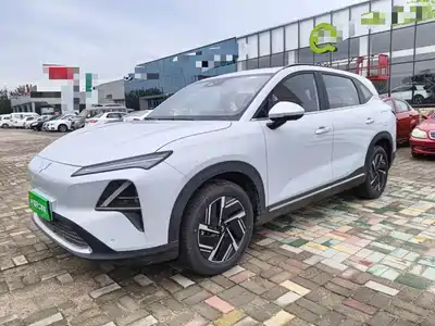 Wuling Motors Starlight S 2025