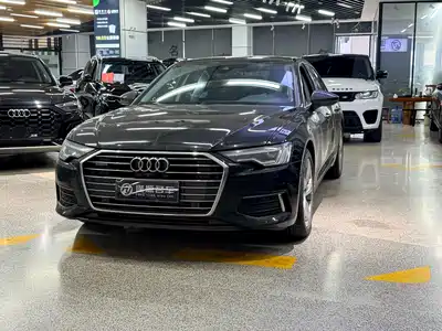 Audi A6L 2022