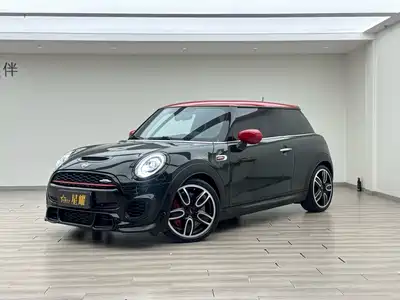 MINI JCW 2020