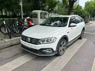 Volkswagen C-TREK 2019