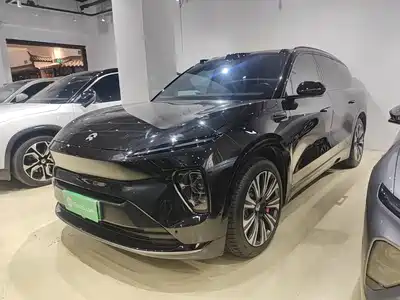 NIO ES8 2023