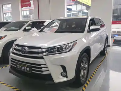 Toyota Highlander 2020