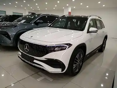 Mercedes-Benz EQB 2026