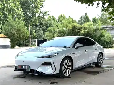 Geely Galaxy E8 2023