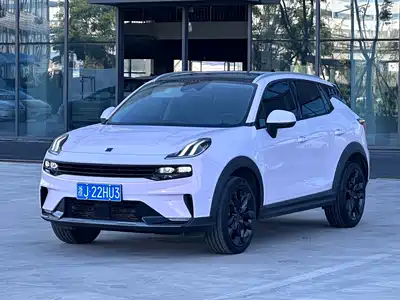 Lynk & Co 06 2022