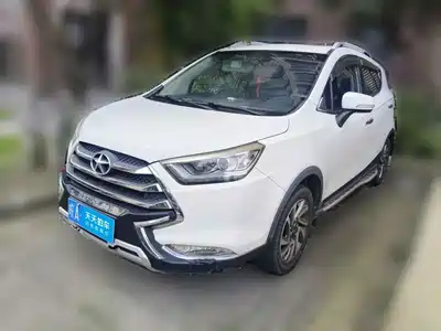 JAC Motors Refine S3 2015
