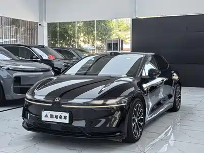 ZEEKR 007 2024