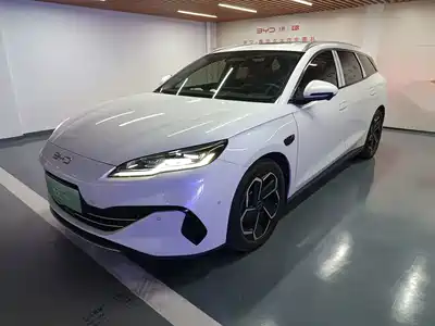 BYD Seal 06 DM-i Touring 2025