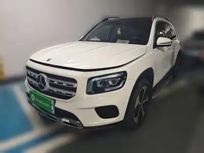 Mercedes-Benz GLB 2023