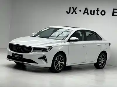 Geely Emgrand 2022