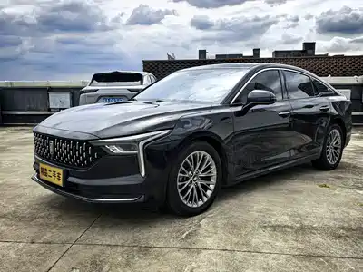 Besturn B70 2023