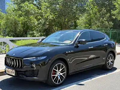 Maserati Levante 2022