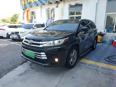 Toyota Highlander 2020