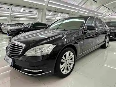 Mercedes-Benz S-Class 2012