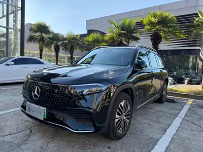 Mercedes-Benz EQB 2025