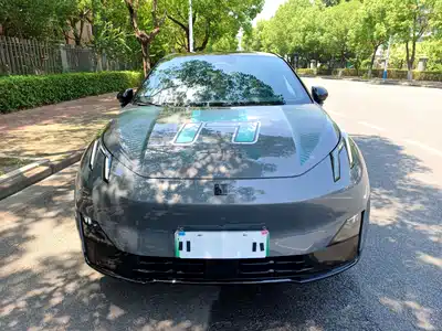 Lynk & Co Z20 2024