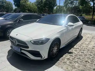 Mercedes-Benz C-Class 2025