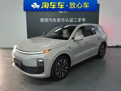 Li Auto L6 2025