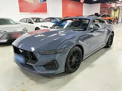 Ford Mustang 2025