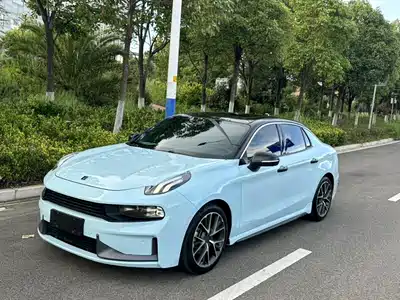 Lynk & Co 03 2022
