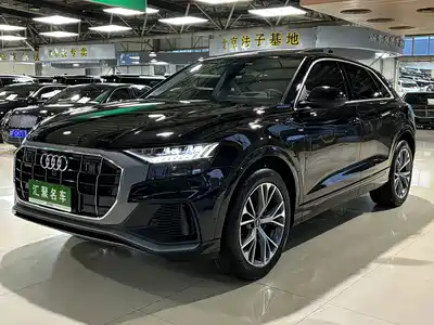 Audi Q8 2025