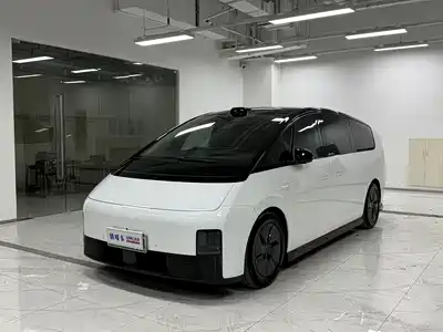 Li Auto MEGA 2025