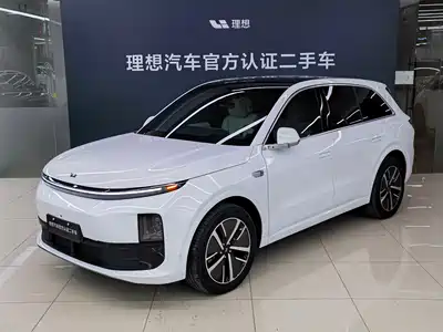 Li Auto L6 2024