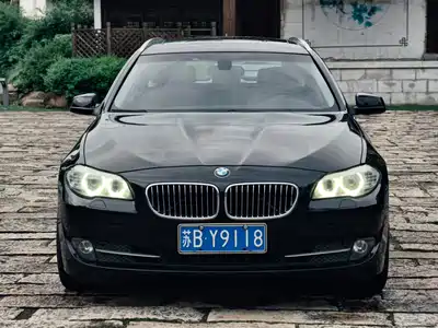 BMW 5 Series (Import) 2012