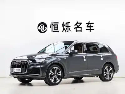 Audi Q7 2021