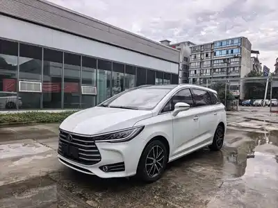 BYD Song MAX 2017
